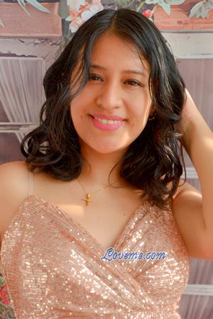 225206 - Fiorela Leeftijd: 34 - Peru