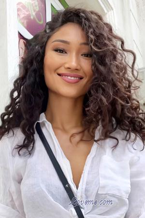 225333 - Alua Leeftijd: 32 - Kazachstan