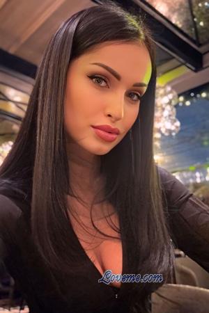 225643 - Daniela Leeftijd: 33 - Moldavi&euml;