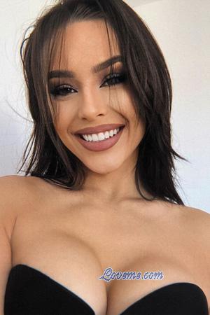 225650 - Monica Leeftijd: 24 - Moldavi&euml;