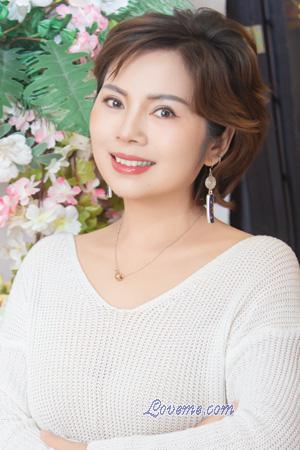 225720 - Meihua Leeftijd: 47 - Malaysia