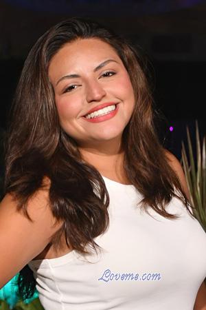 225780 - Sofia Leeftijd: 29 - Peru