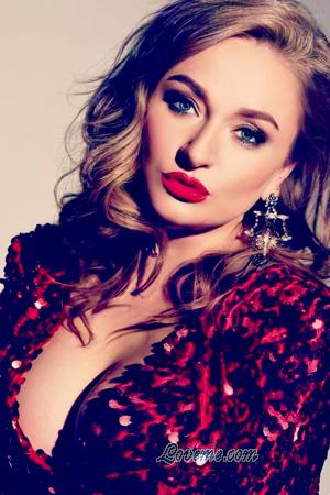 225842 - Oksana Leeftijd: 36 - Oekra&iuml;ne