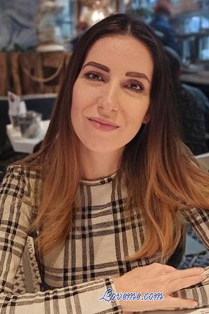 225843 - Inga Leeftijd: 45 - Oekra&iuml;ne