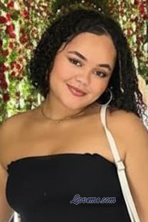 225864 - Daniela Leeftijd: 21 - Colombia