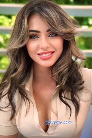 225909 - Anna Leeftijd: 42 - Oekra&iuml;ne