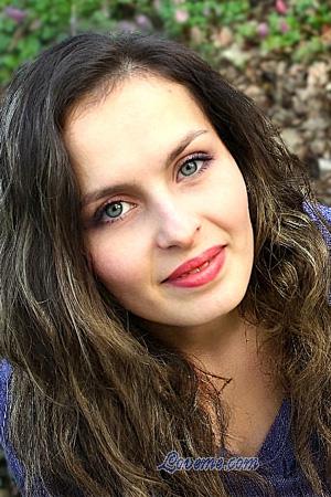 225911 - Lyalya Leeftijd: 37 - Oekra&iuml;ne