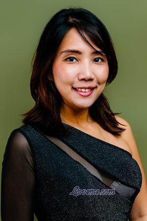 225931 - Chatchada Leeftijd: 37 - Thaisland