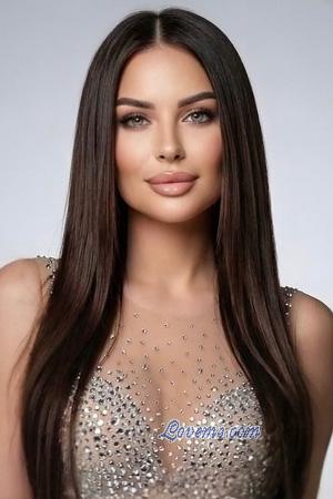 225969 - Iryna Leeftijd: 32 - Oekra&iuml;ne