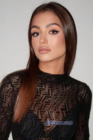 225977 - Mariia Leeftijd: 22 - Oekra&iuml;ne