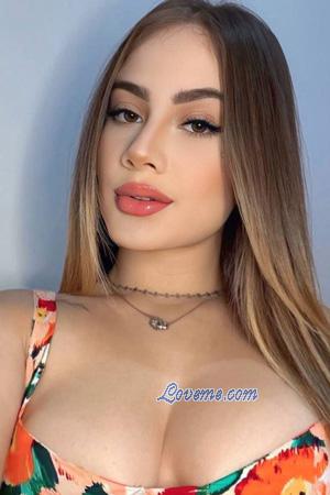 226004 - Estefany Leeftijd: 23 - Brazil