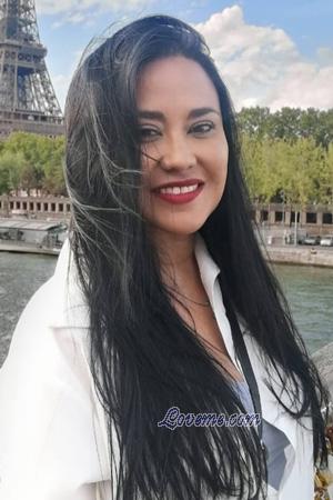 226021 - Paulina Leeftijd: 43 - Mexico