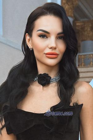 226073 - Yana Leeftijd: 33 - Oekra&iuml;ne