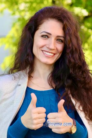 226092 - Olga Leeftijd: 41 - Oekra&iuml;ne