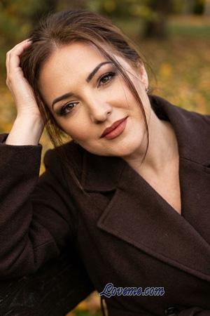 226093 - Mariia Leeftijd: 40 - Oekra&iuml;ne