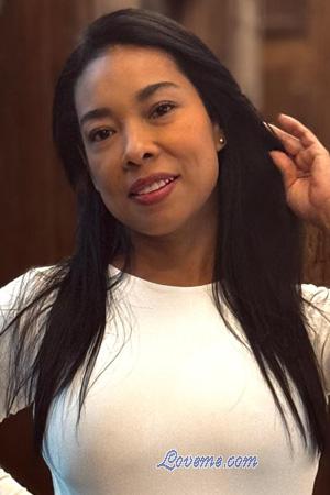 226101 - Veronica Leeftijd: 47 - Colombia