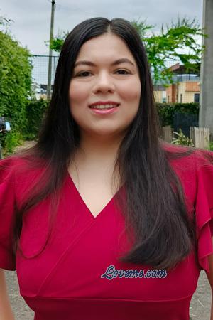 226265 - Stefania Leeftijd: 29 - Ecuador