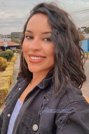 226317 - Danielle Leeftijd: 32 - Brazil