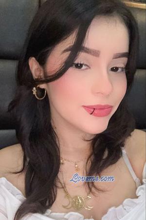 226400 - Val Leeftijd: 20 - Costa Rica