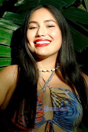 226545 - Daniela Leeftijd: 24 - Argentini&euml;