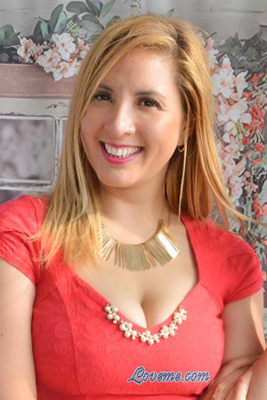 226550 - Andrea Leeftijd: 36 - Peru