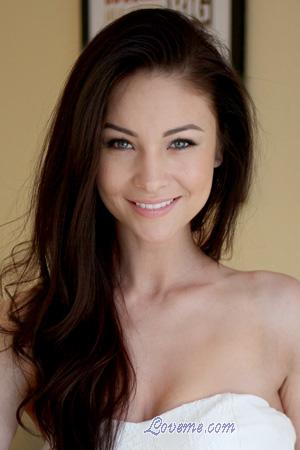 226596 - Yana Leeftijd: 40 - Oekra&iuml;ne