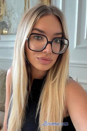 226611 - Diana Leeftijd: 22 - Oekra&iuml;ne