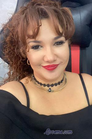 226634 - Claudia Leeftijd: 46 - Costa Rica