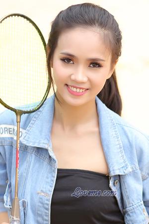 Ladies of Ho Chi Minh Stad