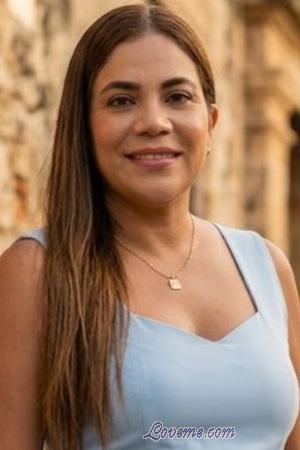 227121 - Yessica Leeftijd: 35 - Colombia