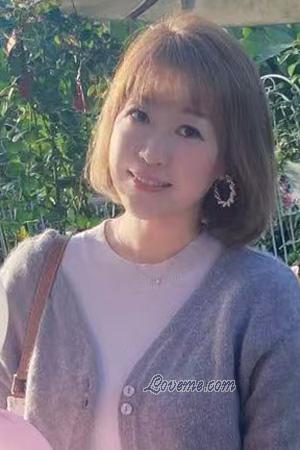 227223 - Ying Leeftijd: 44 - China