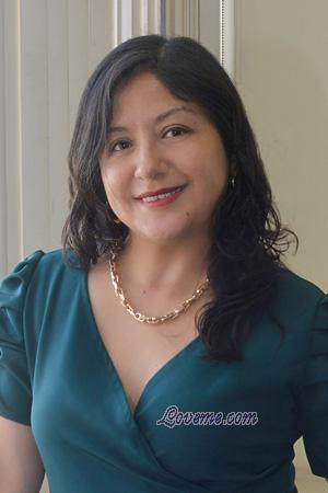 227291 - Dora Leeftijd: 46 - Peru
