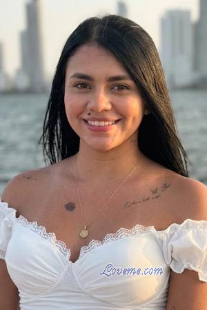 227429 - Alisson Leeftijd: 25 - Colombia