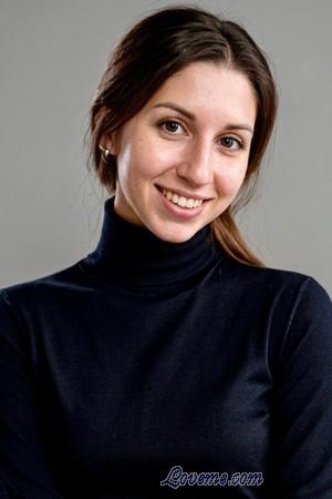 228208 - Oksana Leeftijd: 33 - Oekra&iuml;ne