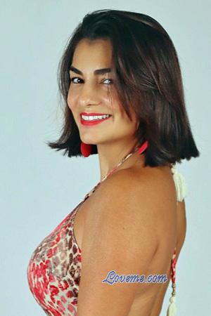 228372 - Jannia Leeftijd: 39 - Costa Rica