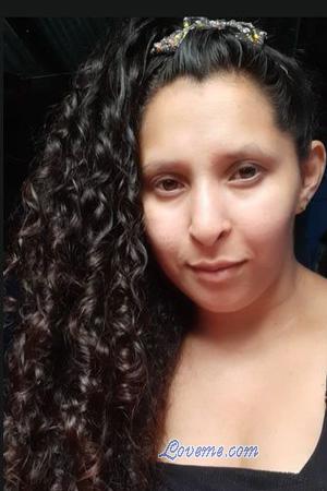 228480 - Karen Leeftijd: 31 - Costa Rica