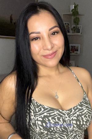228578 - Jackeline Leeftijd: 33 - Peru
