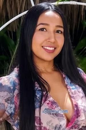228675 - Karen Leeftijd: 44 - Panama