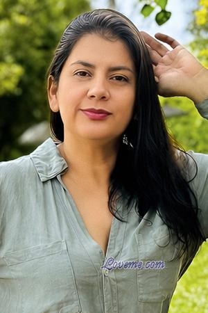 228705 - Sarai Leeftijd: 43 - Venezuela