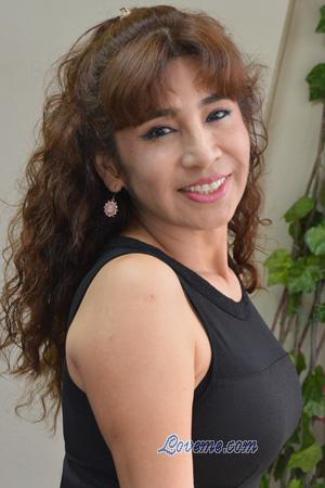 228898 - Roxana Leeftijd: 52 - Peru