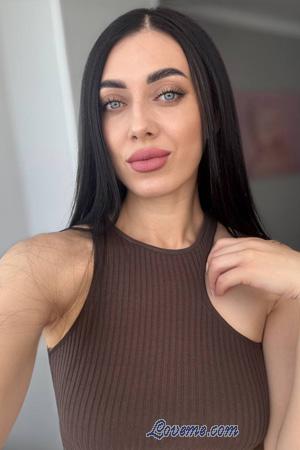229143 - Natalia Leeftijd: 35 - Oekra&iuml;ne