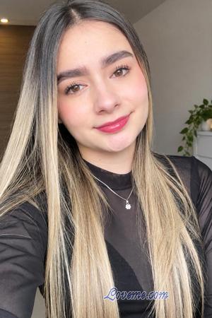 229157 - Alejandra Leeftijd: 22 - Colombia
