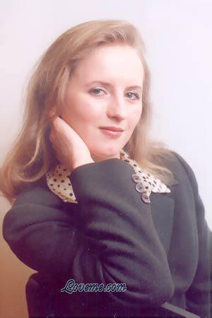 52127 - Nadezhda Leeftijd: 37 - Russia