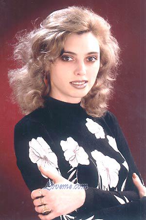 53493 - Ilona Leeftijd: 35 - Oekra&iuml;ne