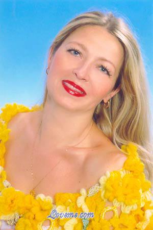 56895 - Elena Leeftijd: 50 - Oekra&iuml;ne