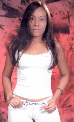 57644 - Carolina Leeftijd: 26 - Colombia