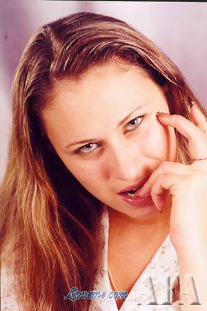 57747 - Elena Leeftijd: 29 - Oekra&iuml;ne