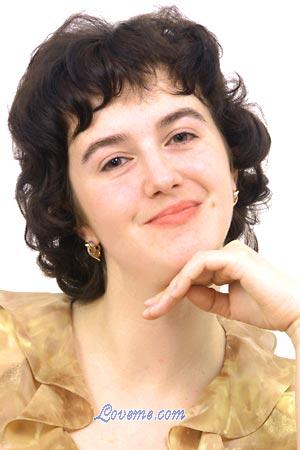 58012 - Oksana Leeftijd: 37 - Russia