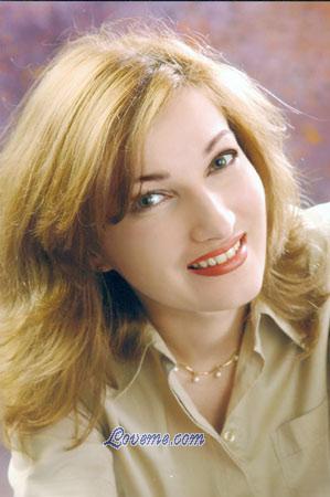 58208 - Nelya Leeftijd: 37 - Oekra&iuml;ne