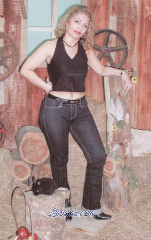 58710 - Marina Leeftijd: 42 - Costa Rica